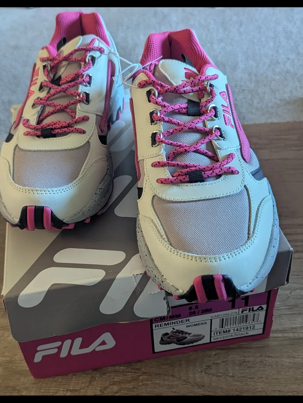Fila Women's Tan Pink Black Reminder Sneakers